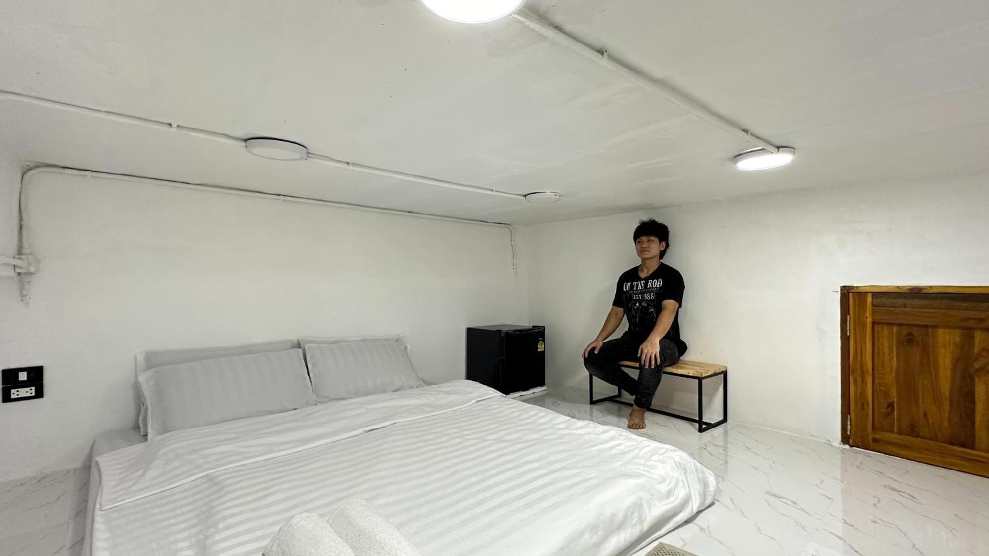 Apartamento Megun Capsule 150 Cm Bangkok Exterior foto